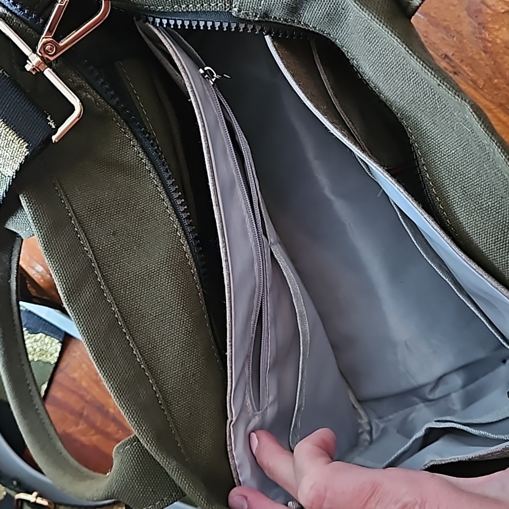 BAG - Picture 5 of 8
